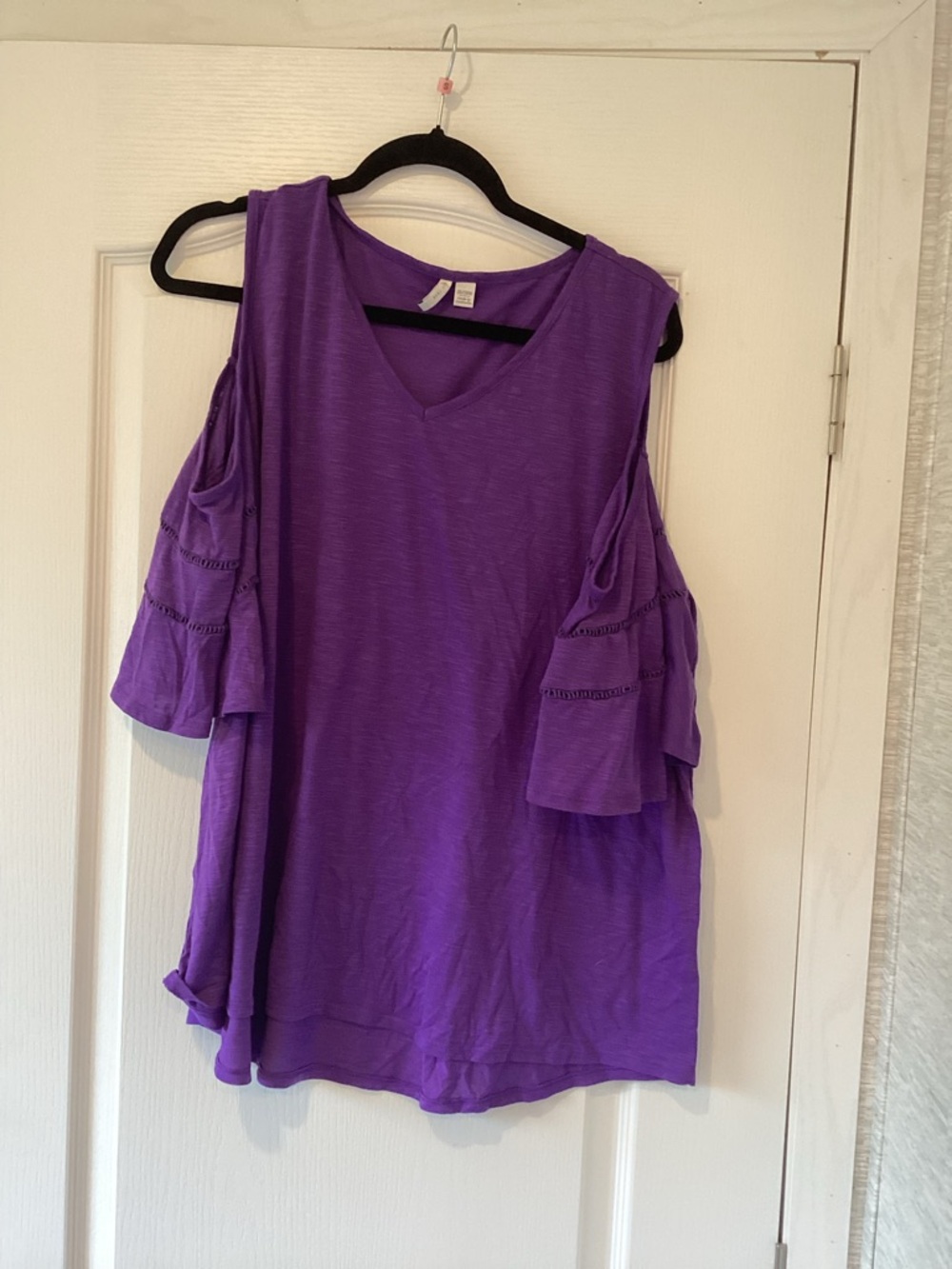 Cato Purple Cold-Shoulder V-Neck Ruffle Sleeve Top 26/28W EUC